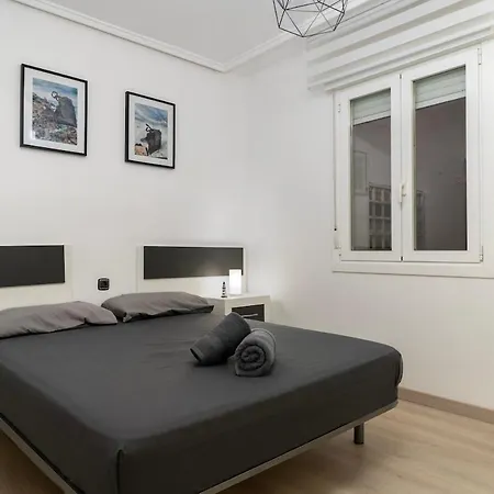 Orleans - 3 Bedrooms - Open Kitchen *